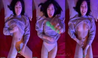 สาวจีนทำโอลี่แฟนและใช่เครื่องนวดเล่นกับหีบอกเลยฟินโคตรๆ