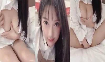 สาวสวยไลฟ์สดกลุ่มลับในห้องน้ำและทำากรช่วยตัวเอง