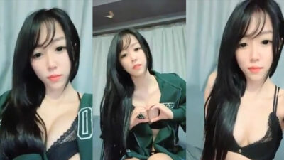 ไลฟ์สดจุกนมหลุด